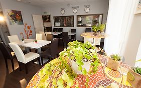 Hotel Grand Cap Rooftop Pool